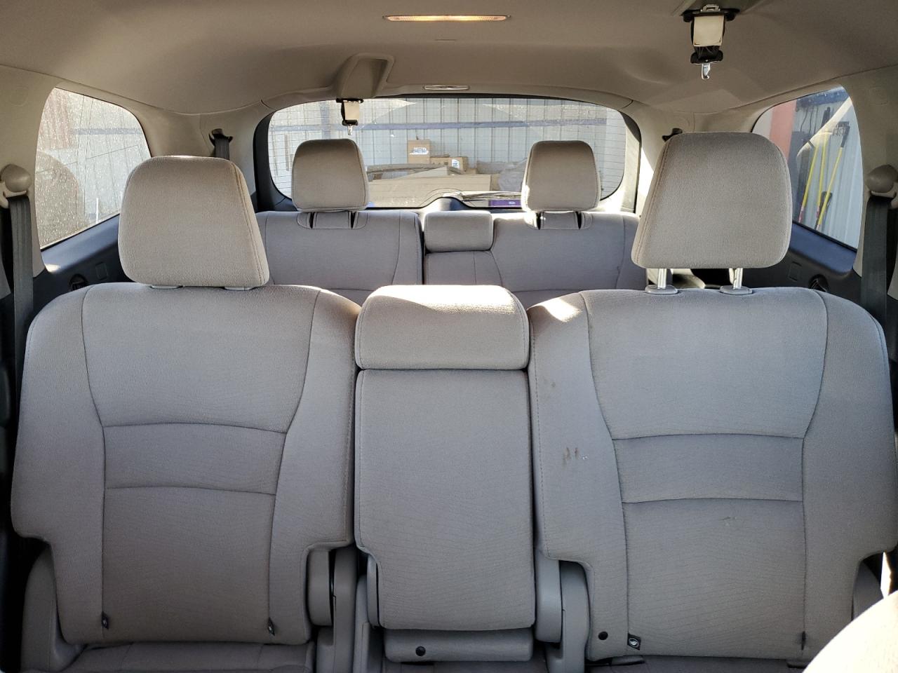 2018 Honda Pilot Lx VIN: 5FNYF6H16JB051636 Lot: 81814735