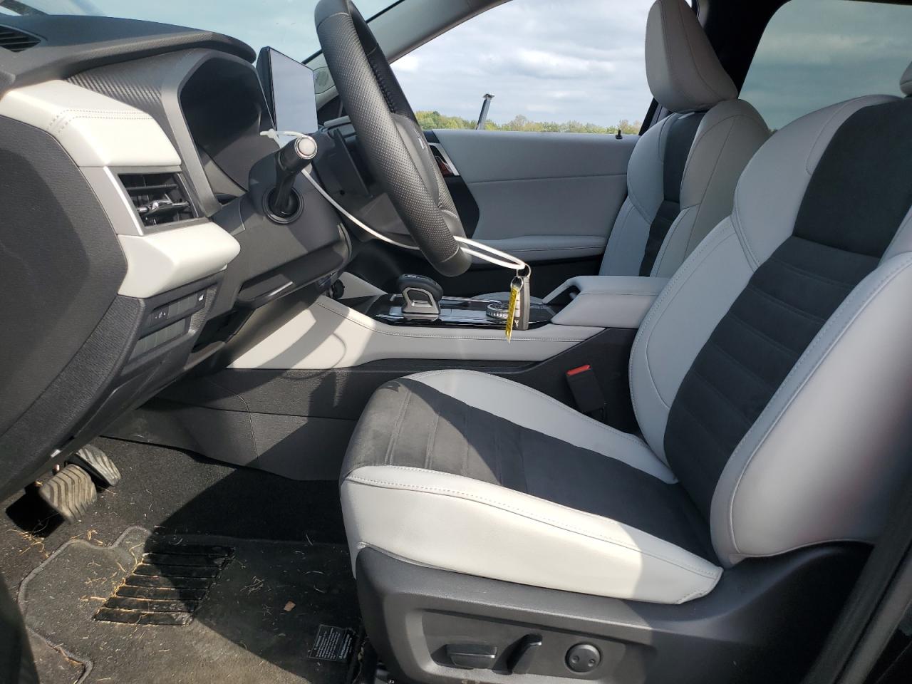 2025 Mitsubishi Outlander Se VIN: JA4J4VA82SZ026117 Lot: 81656845