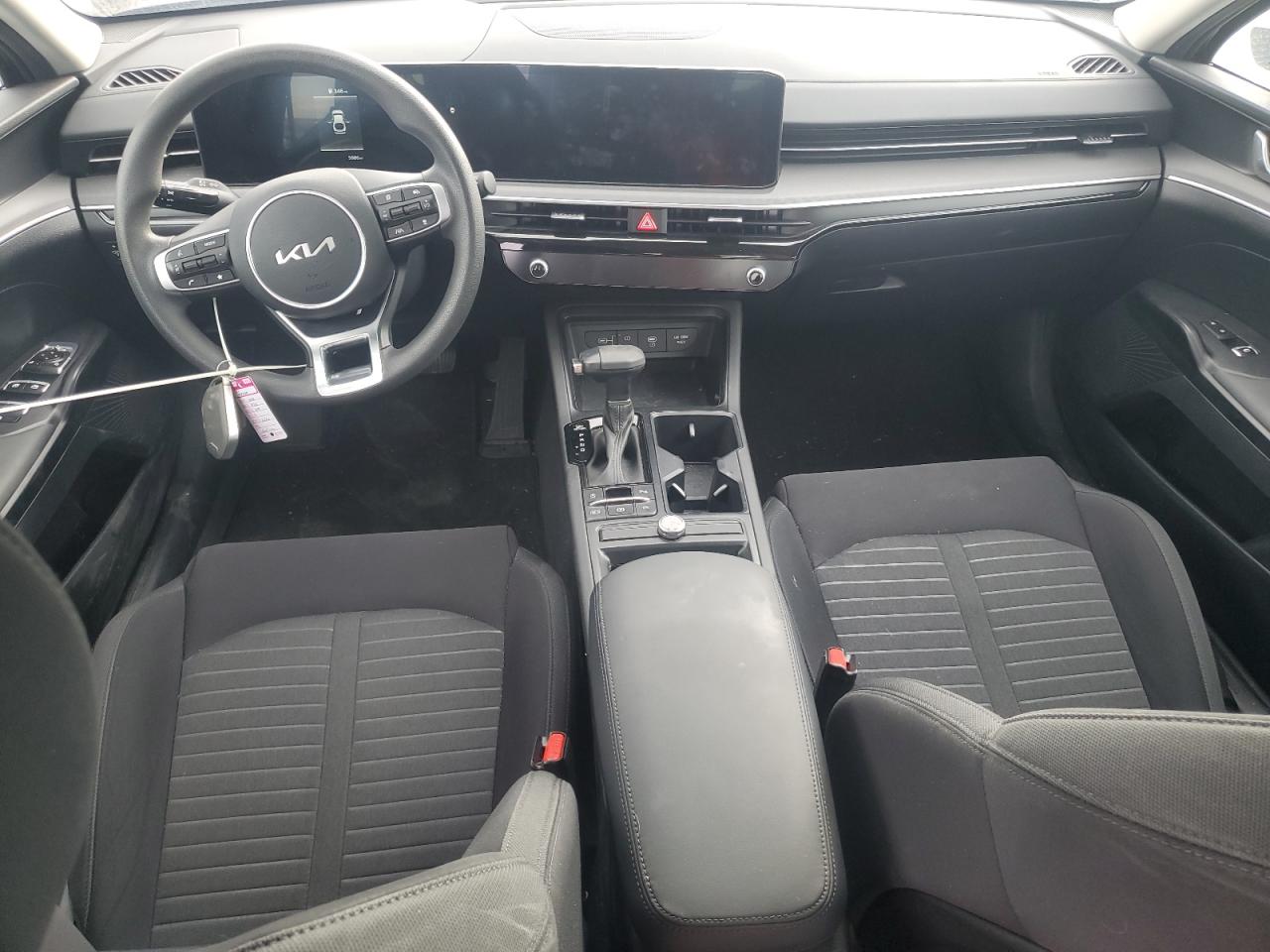 2025 Kia K5 Lxs VIN: KNAG24J73S5288580 Lot: 84380635