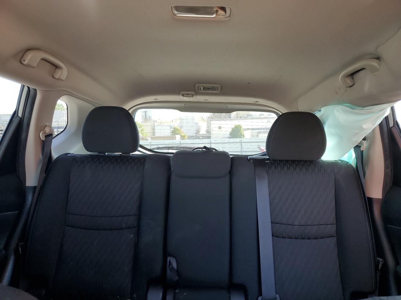 2018 Nissan Rogue S VIN: KNMAT2MT3JP588741 Lot: 81826925