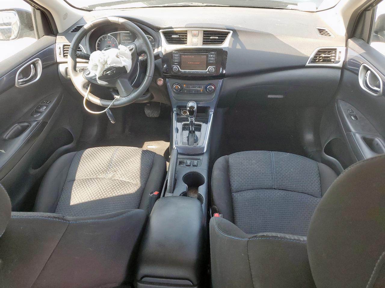 2017 Nissan Sentra S VIN: 3N1AB7AP4HY400375 Lot: 72025235