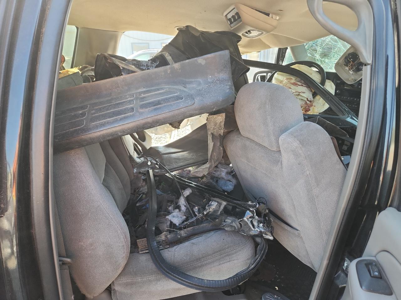 2004 Chevrolet Suburban K1500 VIN: 1GNFK16Z74J101656 Lot: 71978545