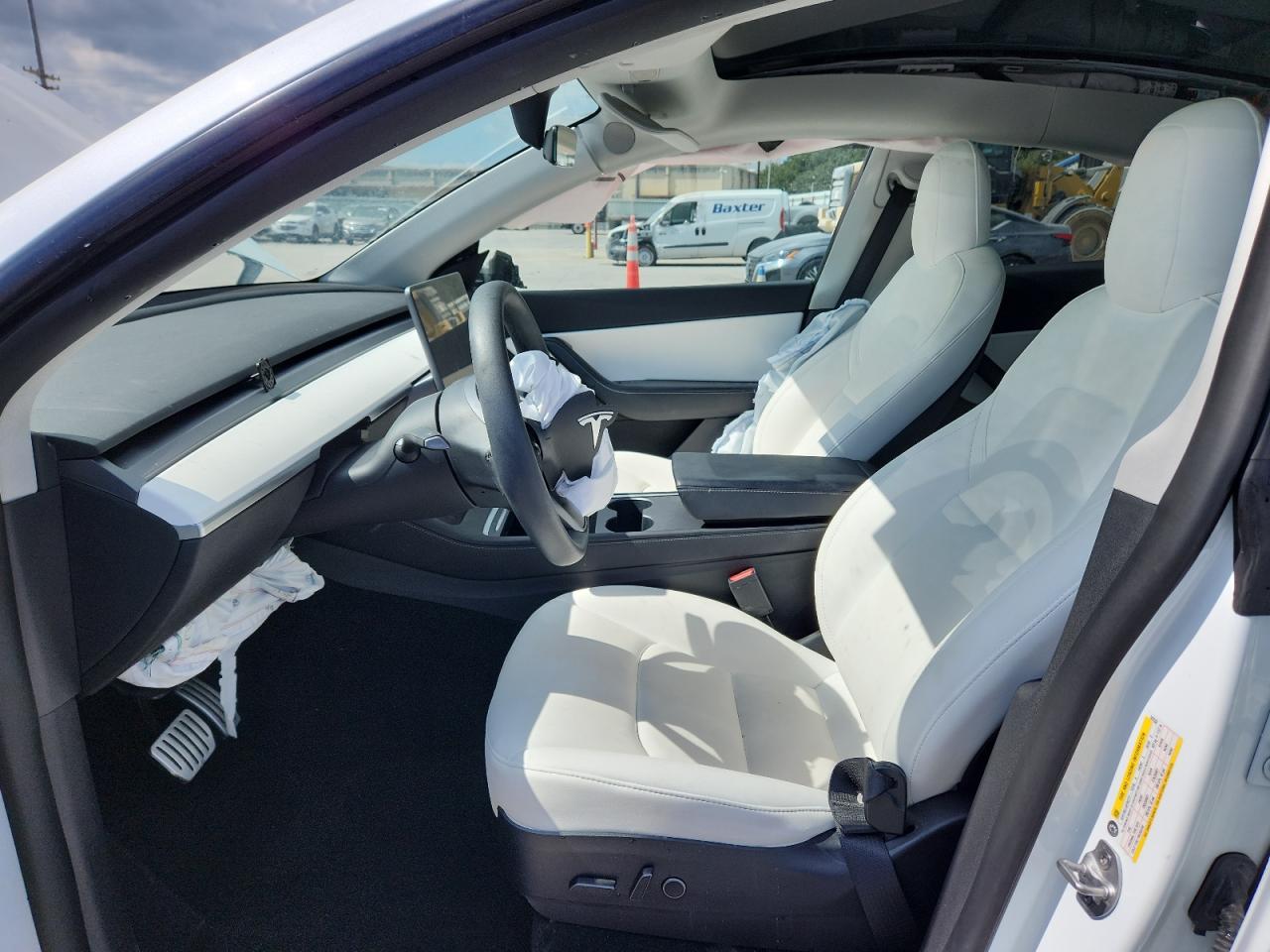 2022 Tesla Model Y VIN: 7SAYGDEF2NF322332 Lot: 82070175