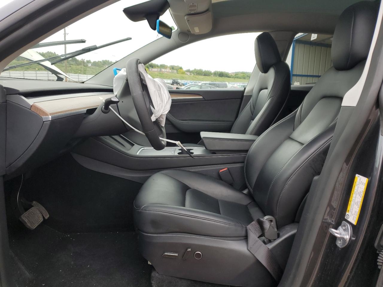 2025 Tesla Model Y VIN: 7SAYGDED3SF228549 Lot: 81584725