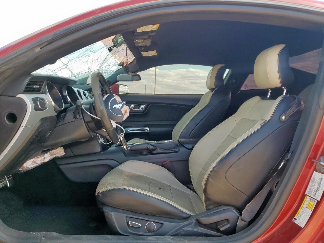 2016 Ford Mustang VIN: 1FA6P8TH2G5211614 Lot: 81828815