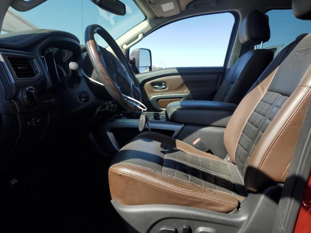 Пикапы NISSAN TITAN 2016 Красный