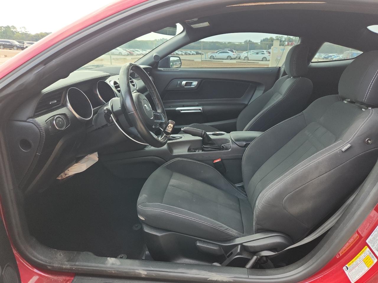 2021 Ford Mustang VIN: 1FA6P8TH0M5135239 Lot: 81578095