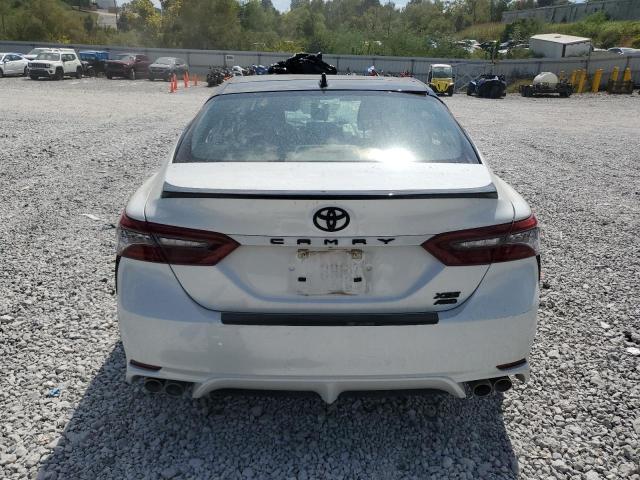  TOYOTA CAMRY 2023 Белы