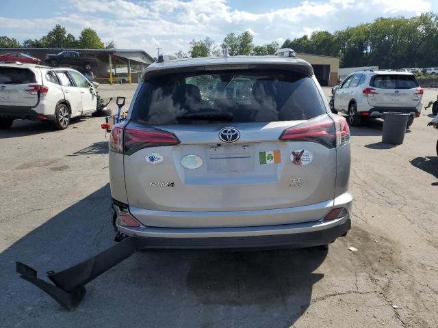  TOYOTA RAV4 2018 Серебристый