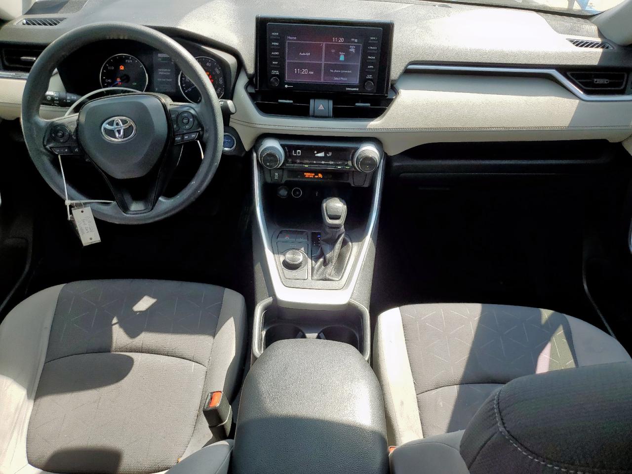 2021 Toyota Rav4 Xle VIN: JTMRWRFV0MD114365 Lot: 81020125