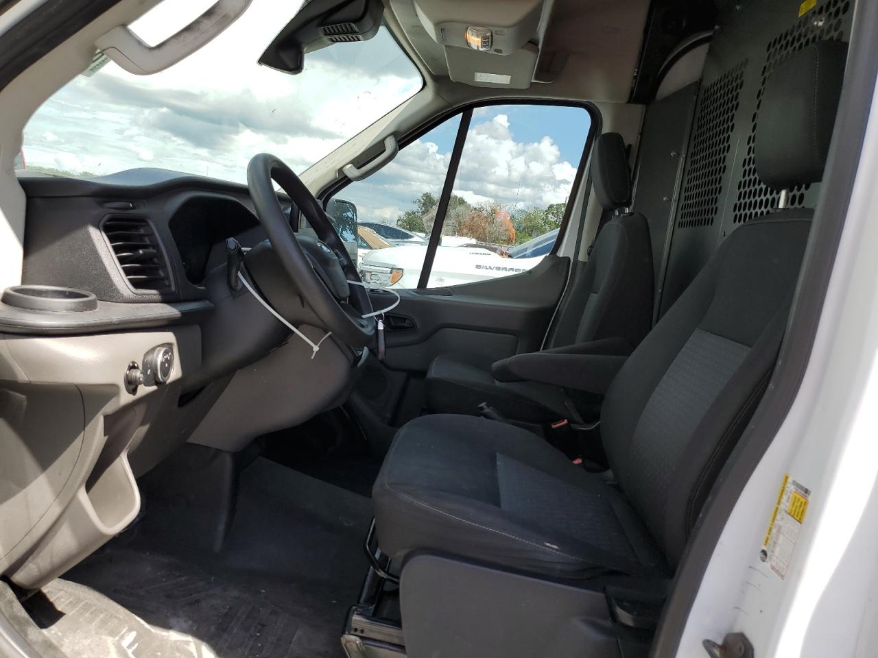 2020 Ford Transit T-250 VIN: 1FTBR1C8XLKB58957 Lot: 82148295