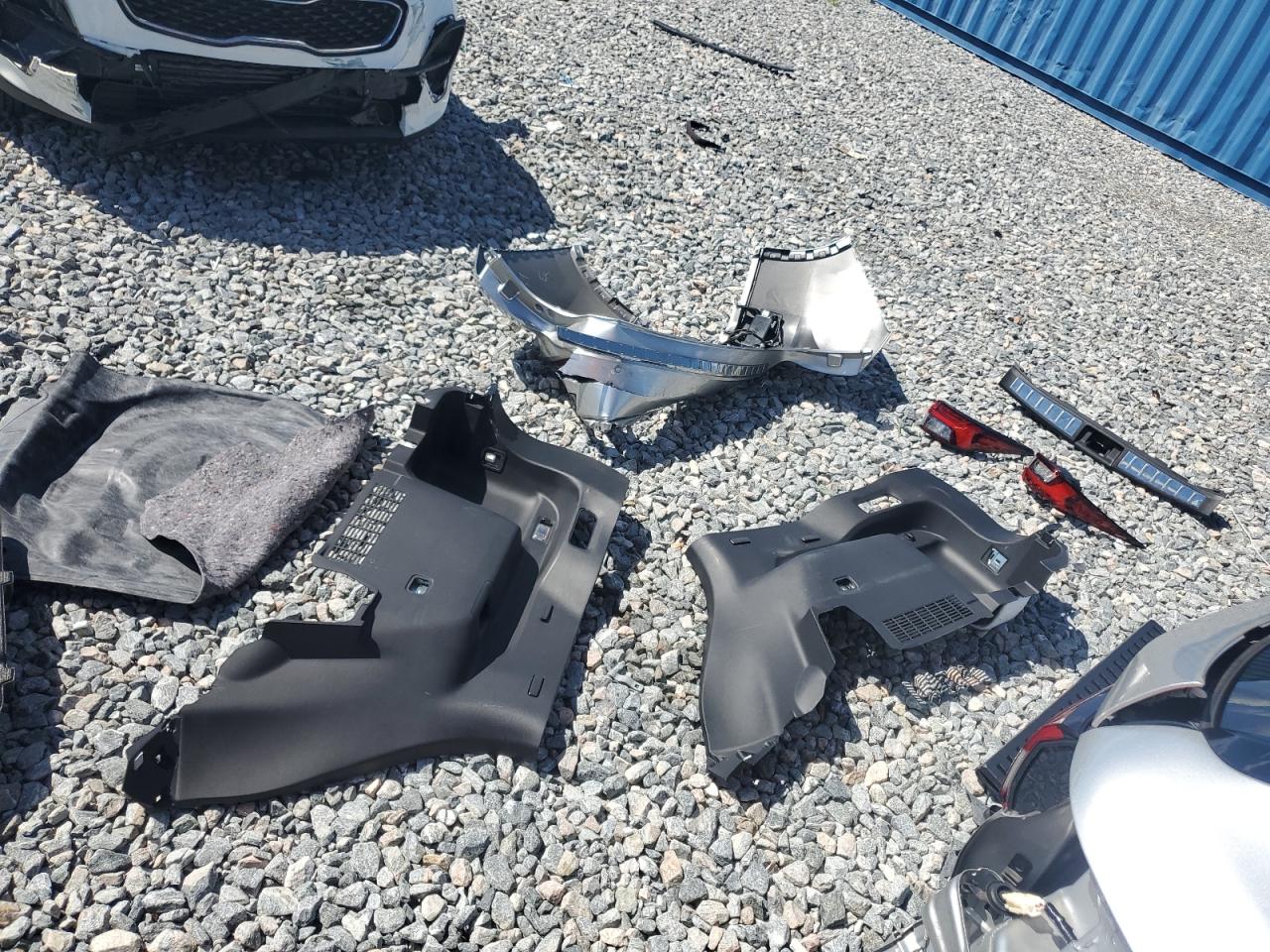 2022 Mitsubishi Outlander Es VIN: JA4J3TA87NZ018056 Lot: 83847825