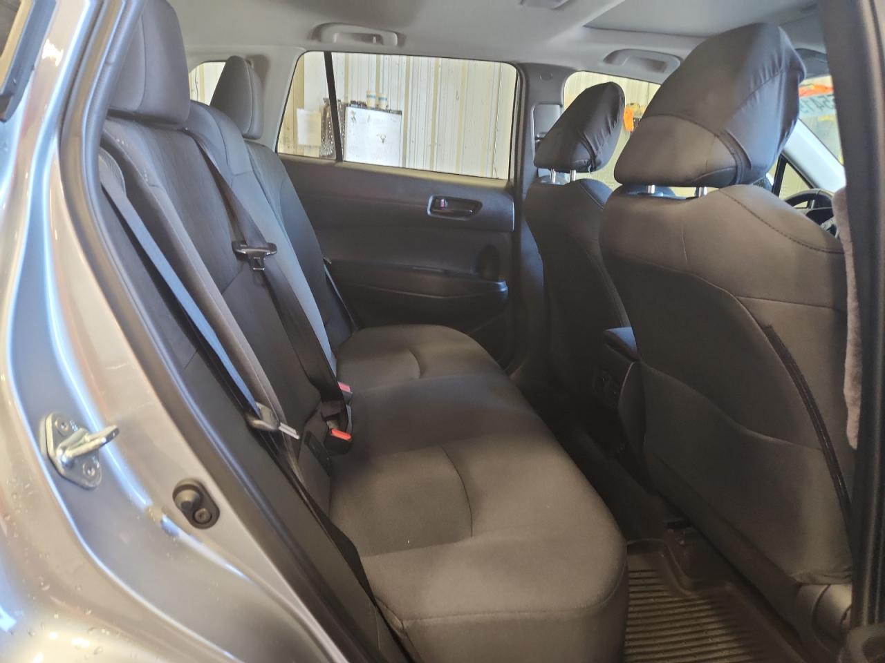 2022 Toyota Corolla Cross Le VIN: 7MUBAABG7NV017684 Lot: 84554195