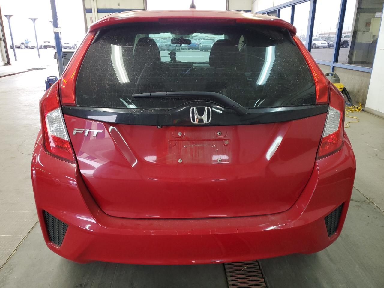 2015 Honda Fit Lx VIN: 3HGGK5H58FM780021 Lot: 81908325