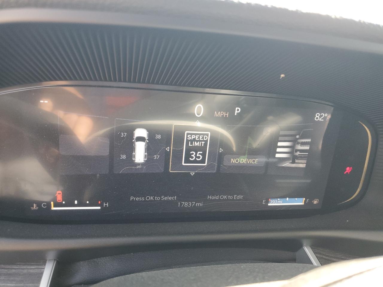 2024 Jeep Wagoneer L Series Iii VIN: 1C4SJSDP3RS104444 Lot: 71365085