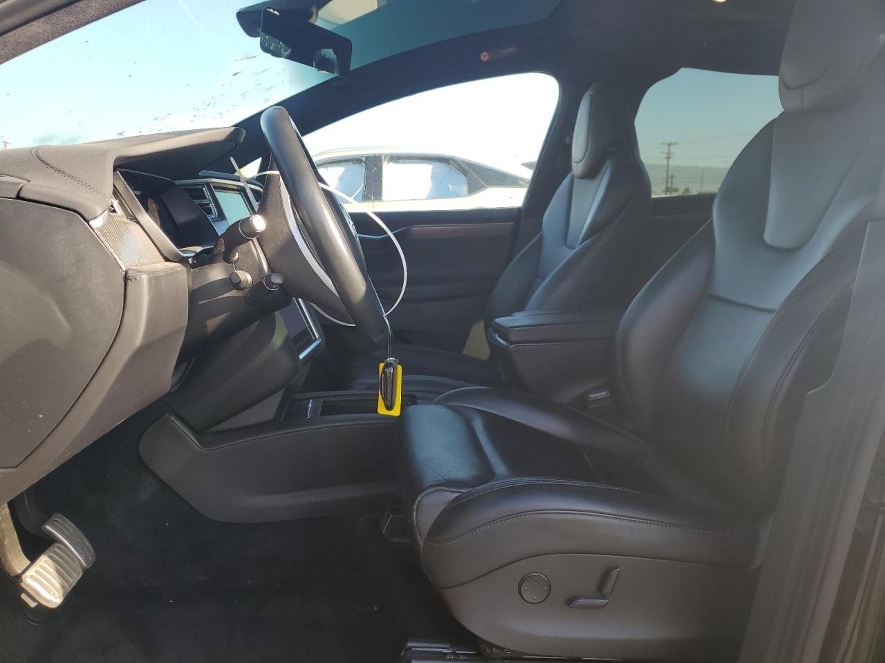 2017 Tesla Model X VIN: 5YJXCBE21HF067067 Lot: 71088215