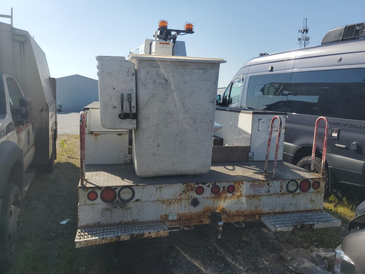 2015 Ford F550 Super Duty VIN: 1FDUF5HY1FEC27843 Lot: 80776405