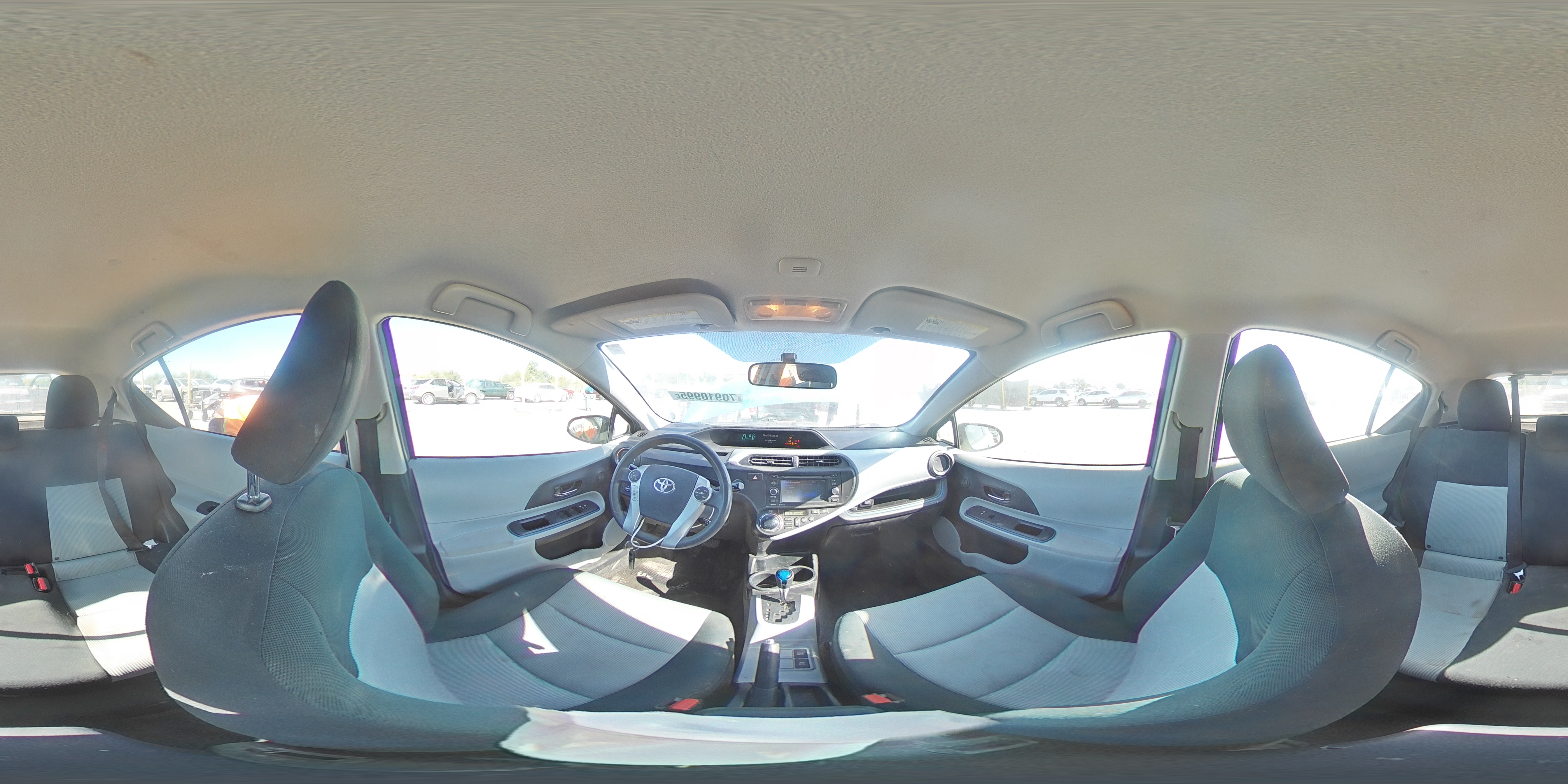 2012 Toyota Prius C VIN: JTDKDTB30C1018079 Lot: 70910995