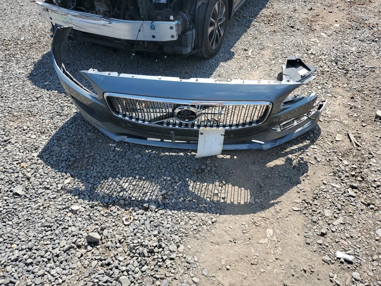 2018 Volvo S90 T5 Momentum VIN: LVY982MK0JP037090 Lot: 71398805