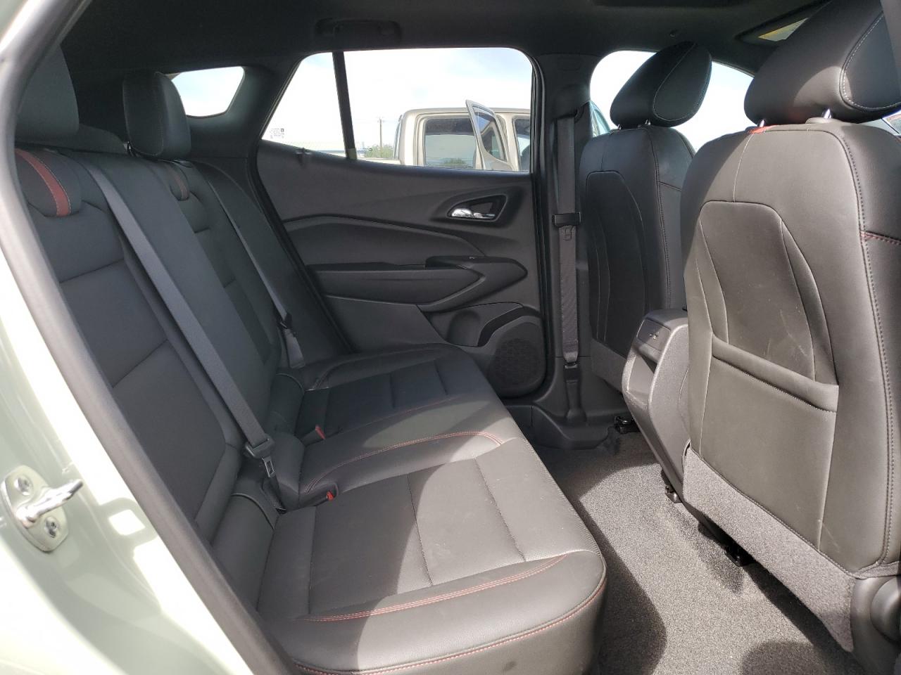 2024 Chevrolet Trax 2Rs VIN: KL77LJE22RC127797 Lot: 82026935