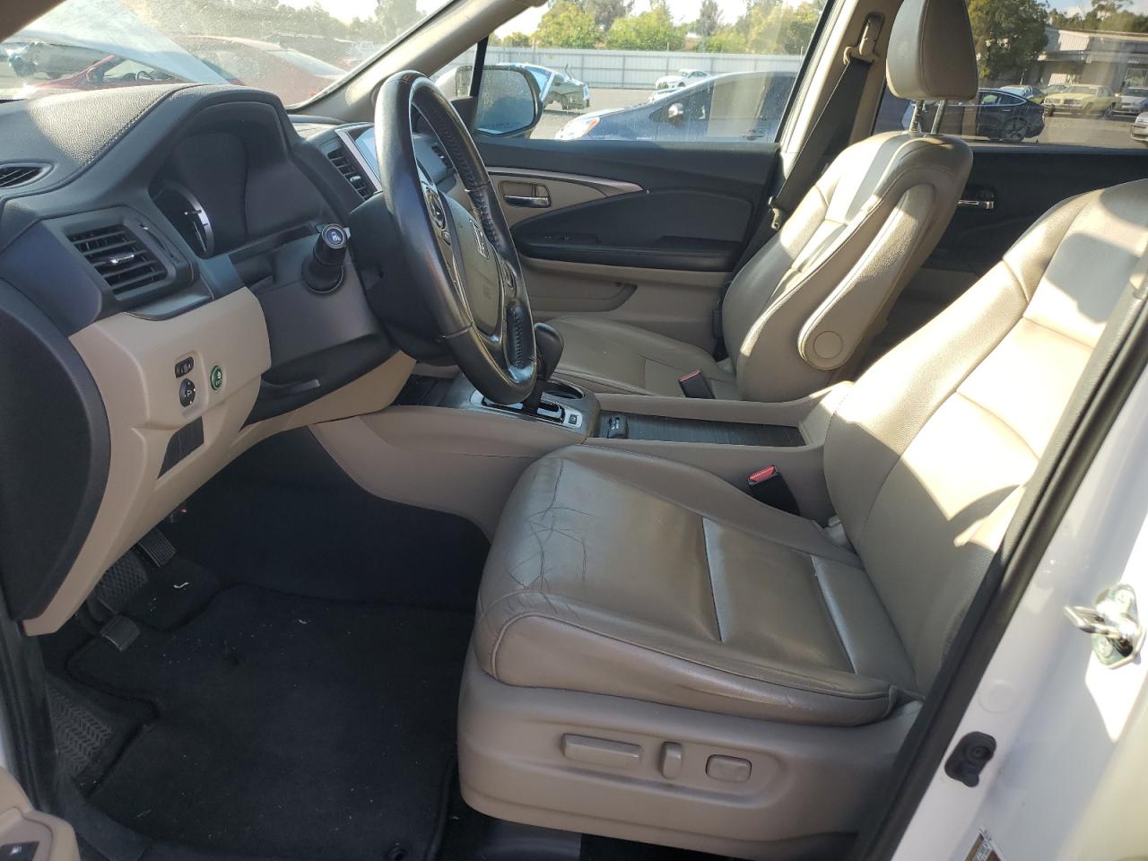 2016 Honda Pilot Exl VIN: 5FNYF6H52GB068123 Lot: 81923535