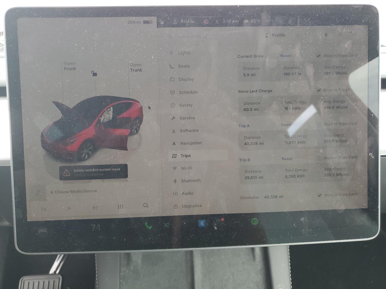 2024 Tesla Model Y VIN: 7SAYGAEE5RF993330 Lot: 83998495