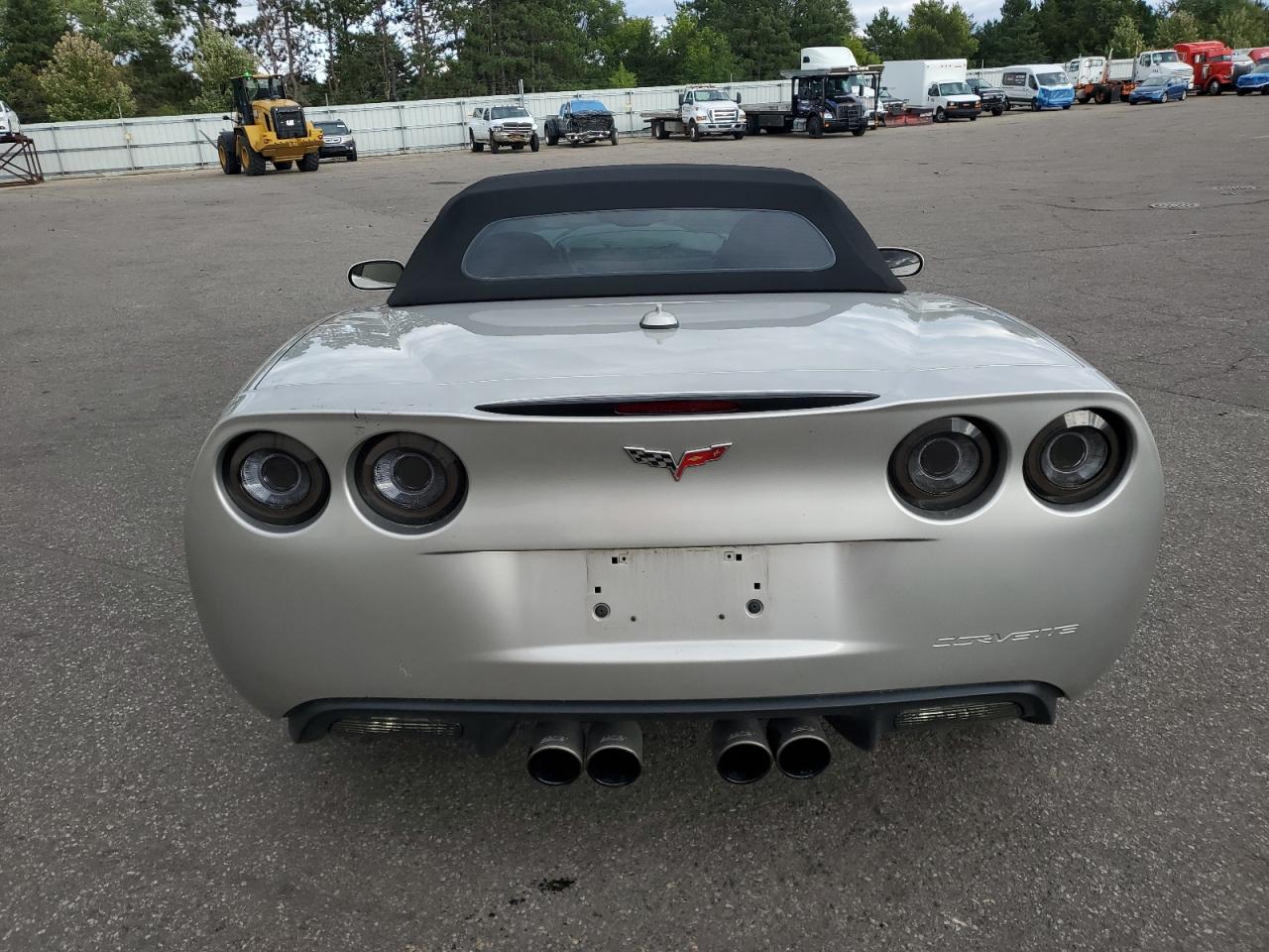 2005 Chevrolet Corvette VIN: 1G1YY34U255125367 Lot: 71925465