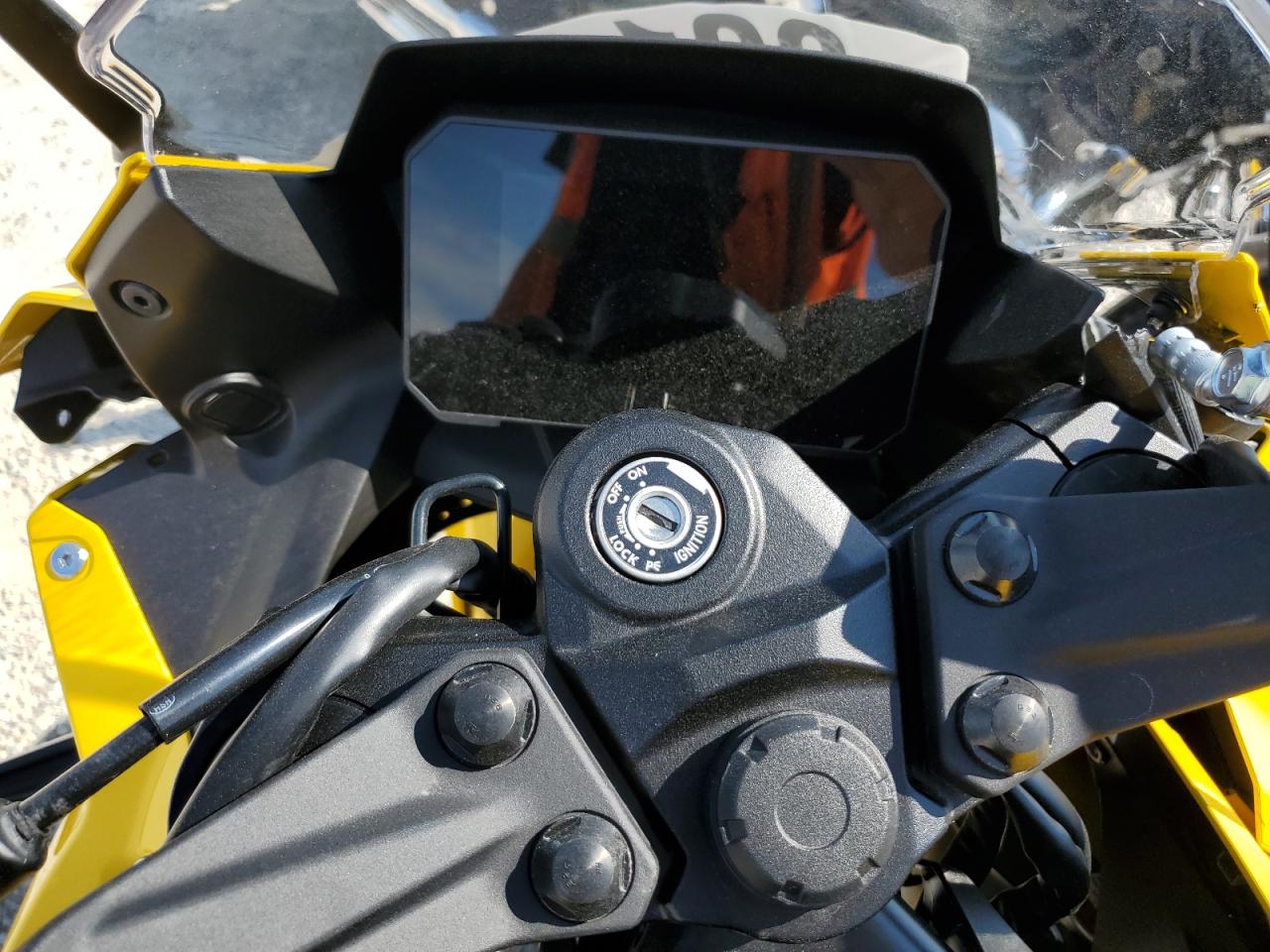 2024 Suzuki Gsx800 F VIN: JS1EM13B4R7103515 Lot: 80144705