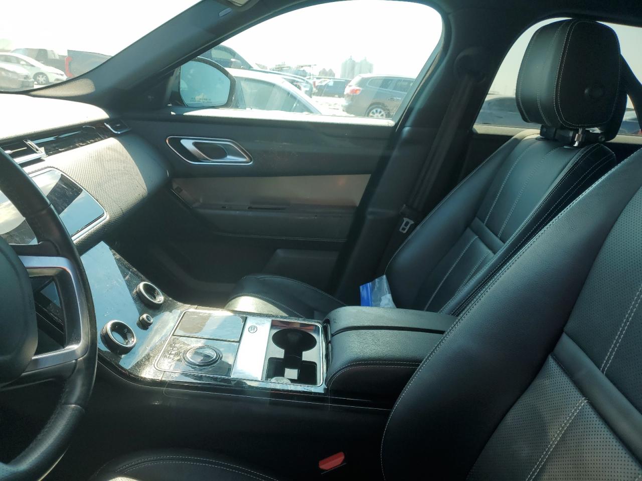 2019 Land Rover Range Rover Velar S VIN: SALYB2EX9KA210083 Lot: 71817515