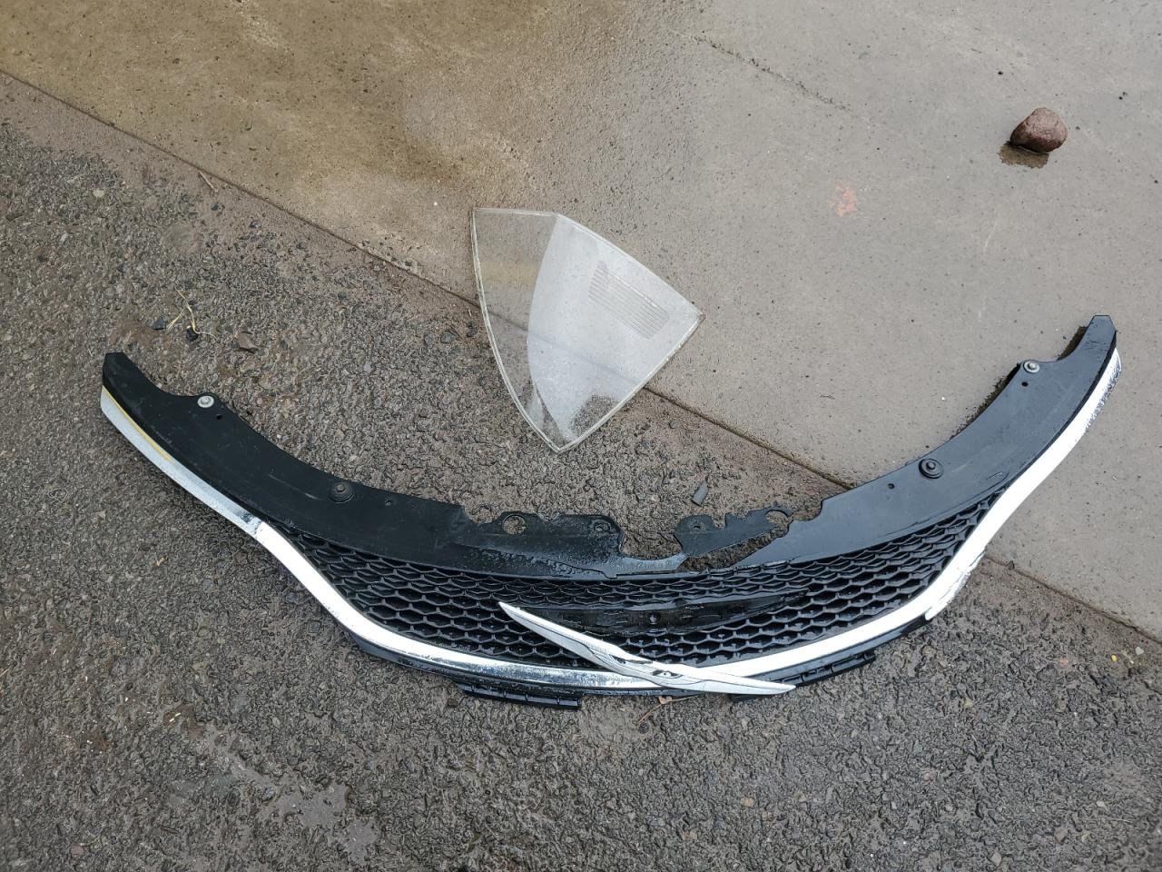 2015 Chrysler 200 Limited VIN: 1C3CCCAB5FN539526 Lot: 81464145