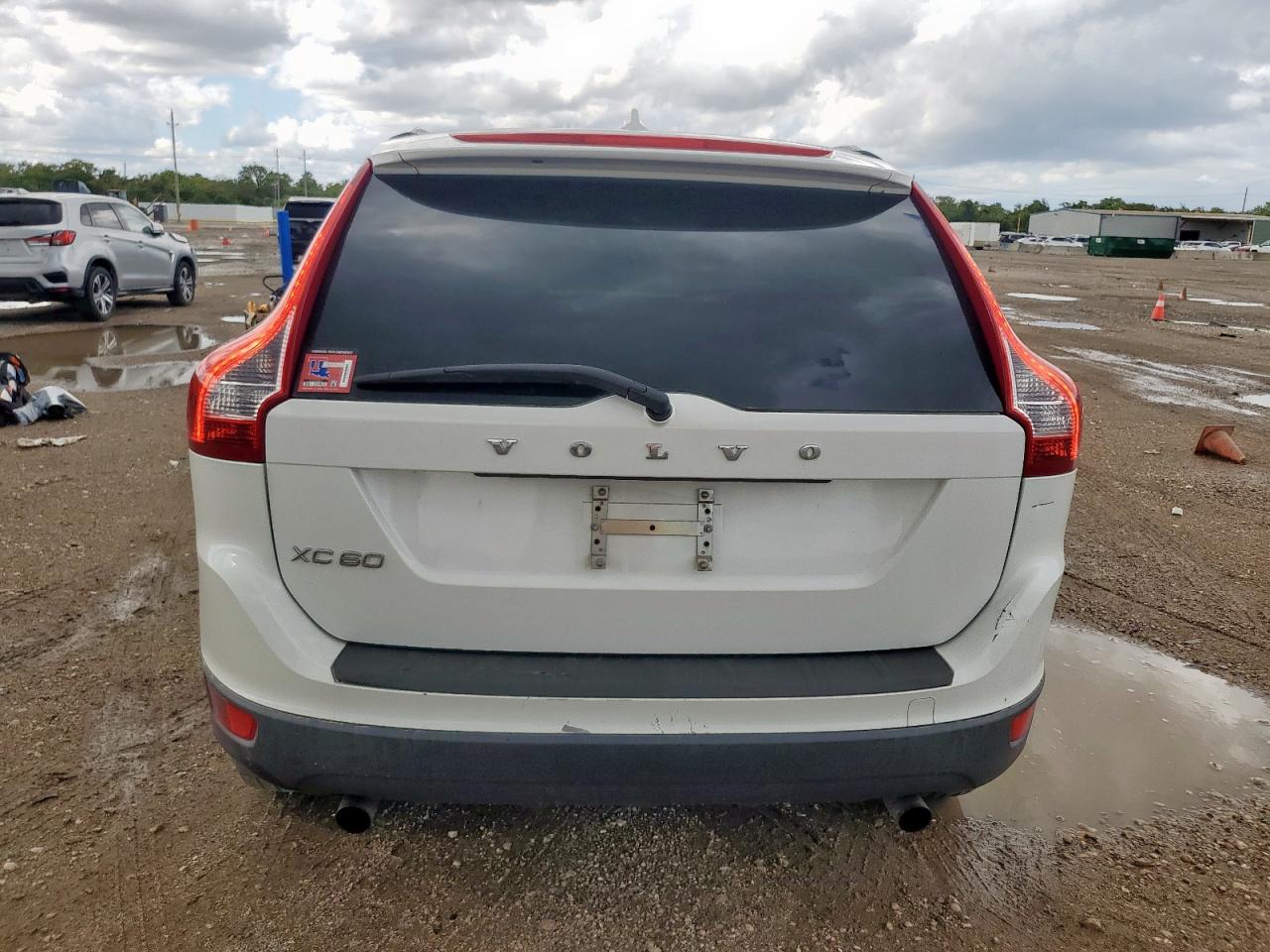 2011 Volvo Xc60 3.2 VIN: YV4952DL8B2213856 Lot: 80578355