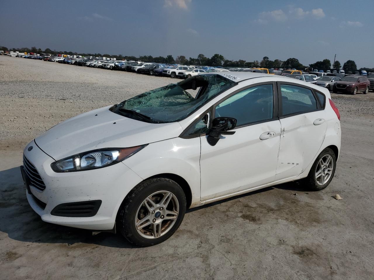 2019 Ford Fiesta Se white null gasoline 3FADP4EJ5KM113566 photo #1