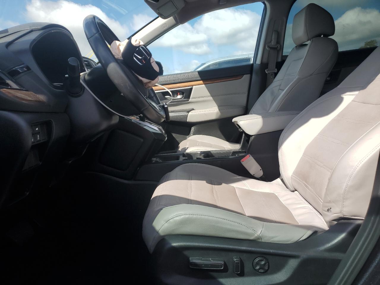 2019 Honda Cr-V Touring VIN: 7FARW1H90KE018859 Lot: 84455035