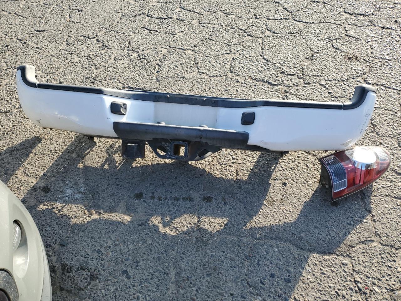 2012 Toyota Tacoma Double Cab VIN: 3TMLU4EN5CM103395 Lot: 81909885