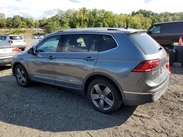  VOLKSWAGEN TIGUAN 2018 Серый