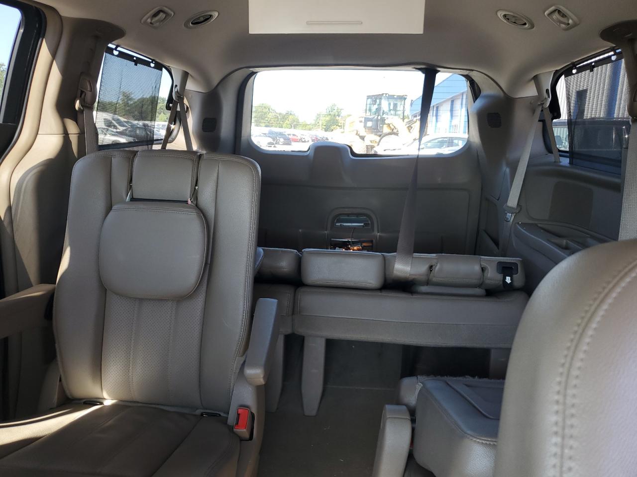 2014 Chrysler Town & Country Touring L VIN: 2C4RC1CGXER310604 Lot: 71040375