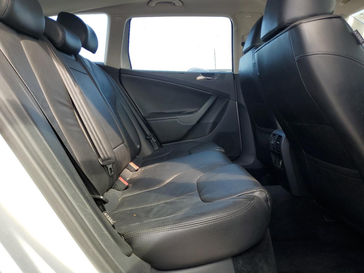 2008 Volkswagen Passat Wagon Lux VIN: WVWTK93C68E230657 Lot: 83763795