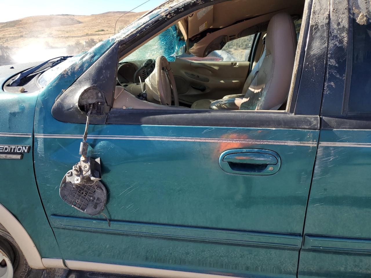 1998 Ford Expedition VIN: 1FMPU18L8WLB40291 Lot: 81162725