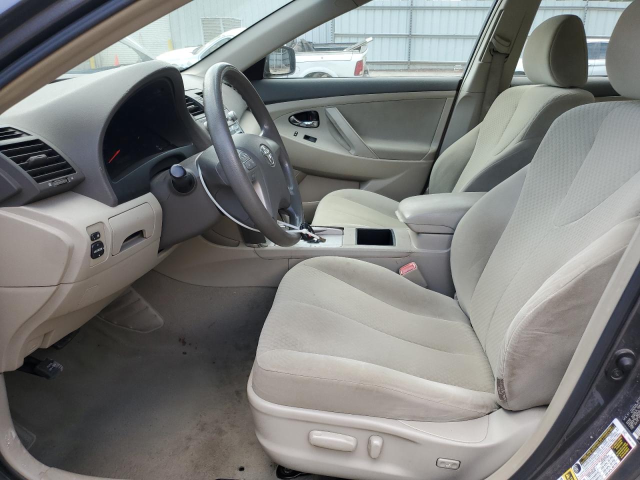 2009 Toyota Camry Base VIN: 4T1BE46KX9U909228 Lot: 83834165