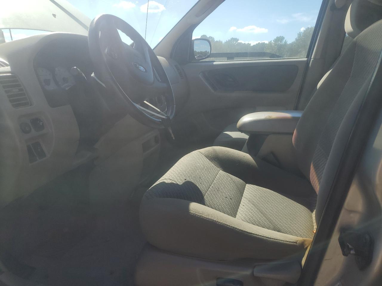 2003 Ford Escape Xlt VIN: 1FMCU03173KB32621 Lot: 84751925