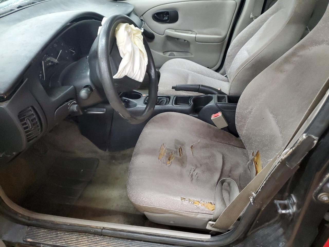 2001 Saturn Sl1 VIN: 1G8ZG52821Z281549 Lot: 71833925