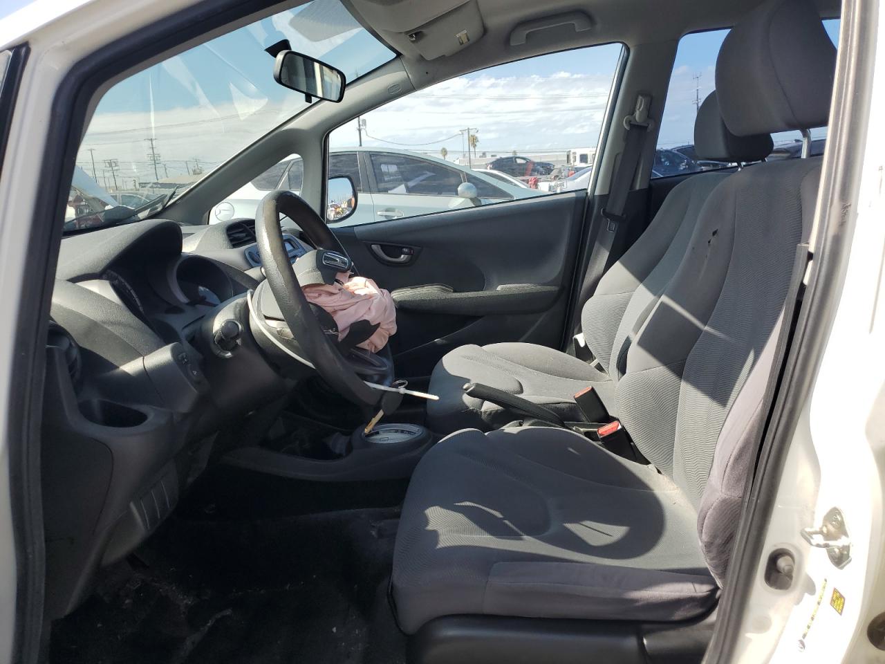 2010 Honda Fit VIN: JHMGE8H27AC011788 Lot: 82141385