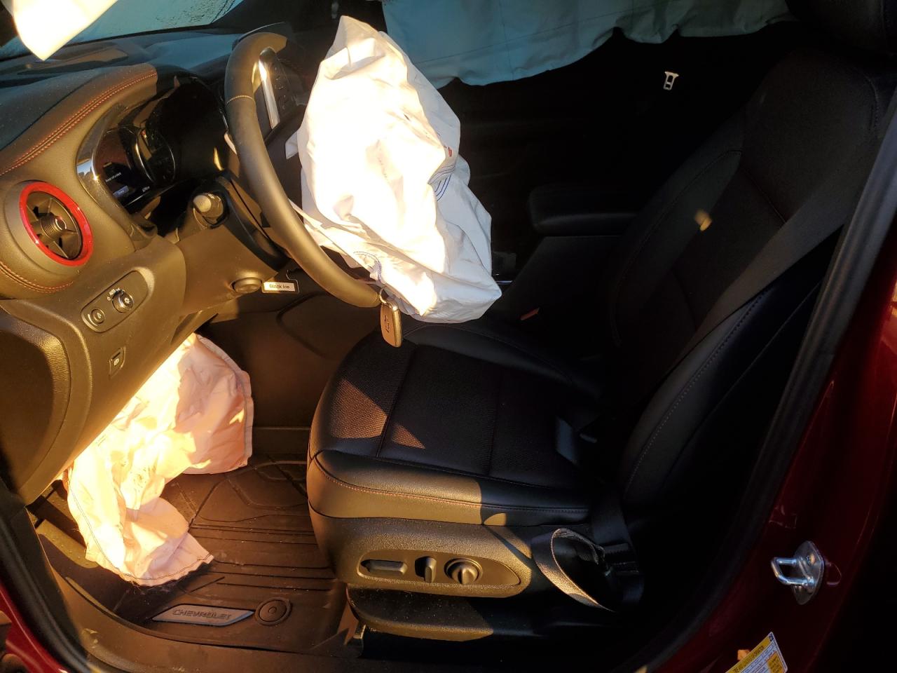 2025 Chevrolet Blazer Rs VIN: 3GNKBERS0SS140928 Lot: 81860145