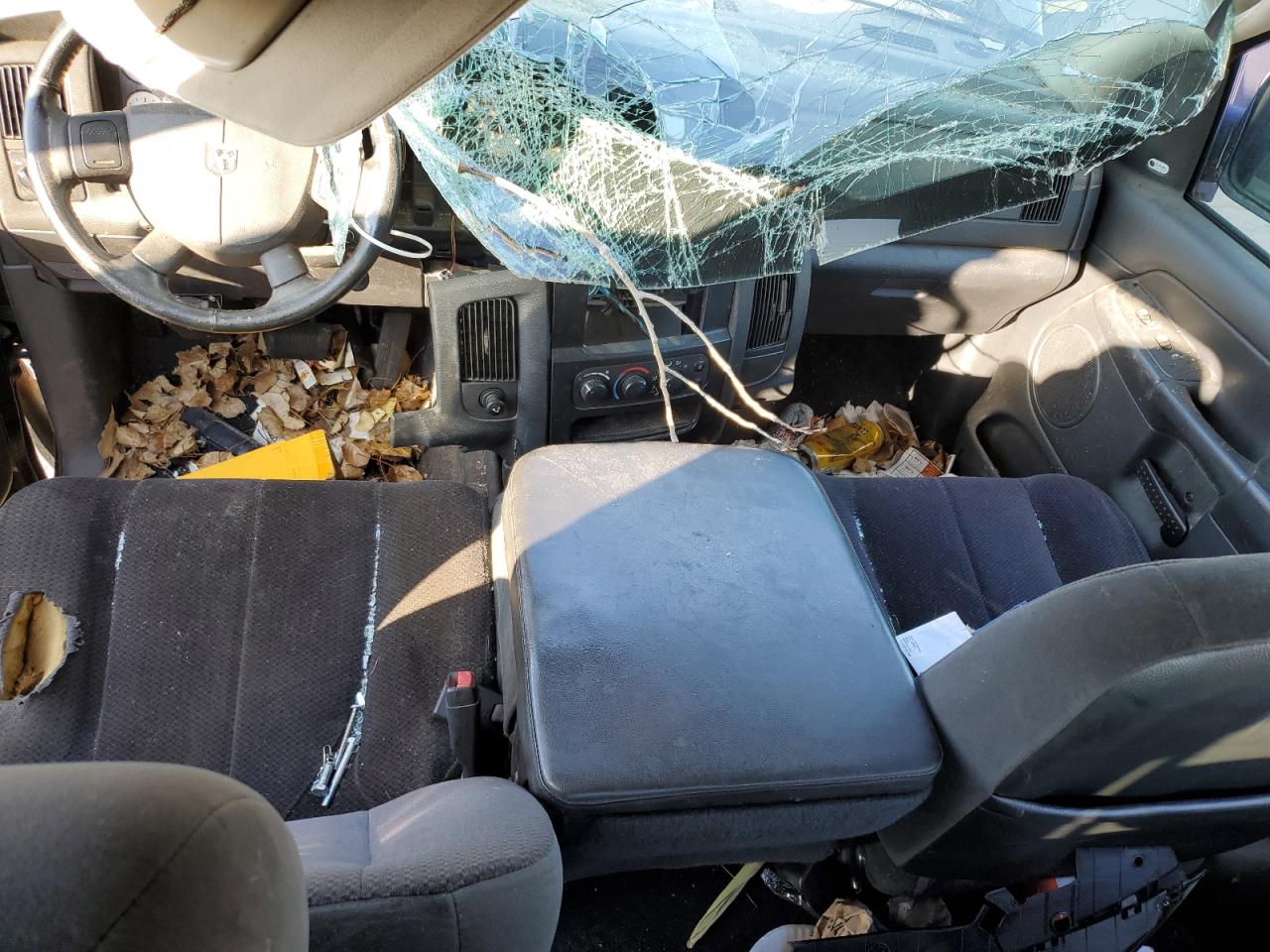 2004 Dodge Ram 1500 St VIN: 1D7HU18D04J177268 Lot: 80780575