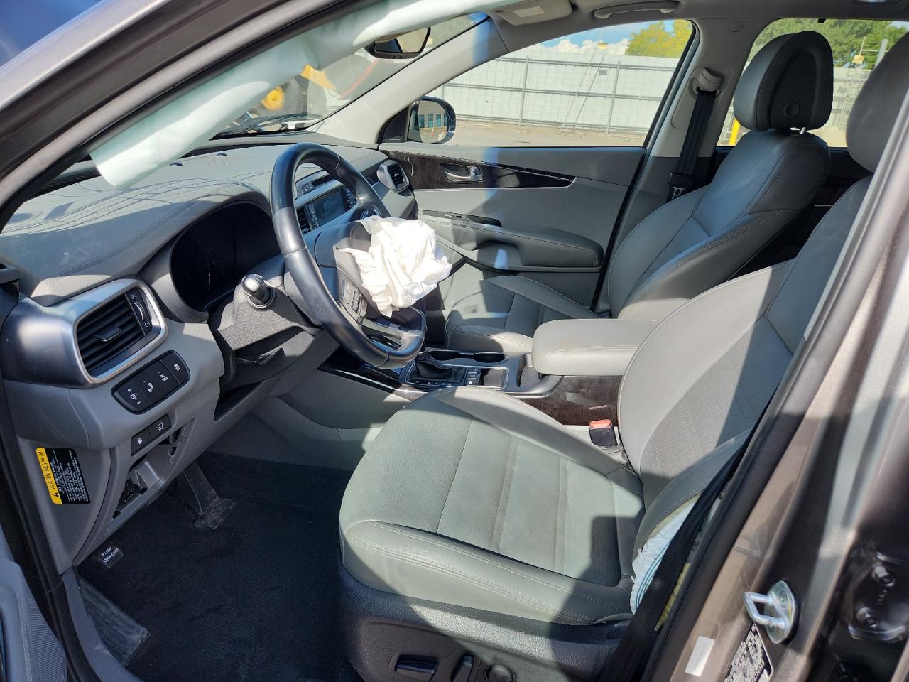 2016 Kia Sorento Ex VIN: 5XYPHDA51GG130558 Lot: 84451105