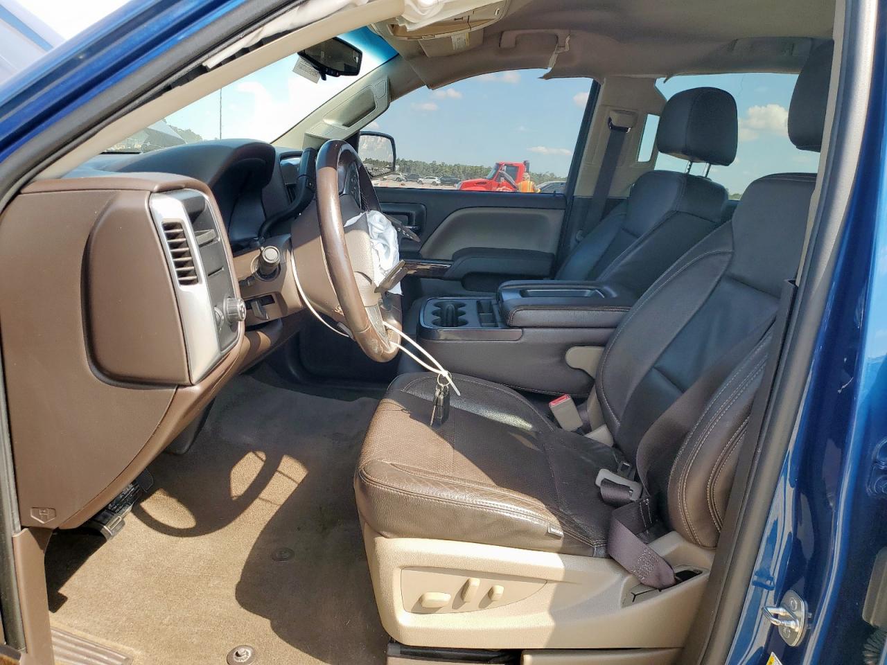 2017 Chevrolet Silverado C1500 Lt VIN: 3GCPCREC2HG407029 Lot: 81153475