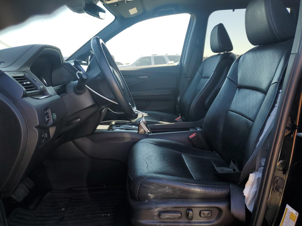 2019 Honda Passport Touring VIN: 5FNYF8H91KB004419 Lot: 80750175