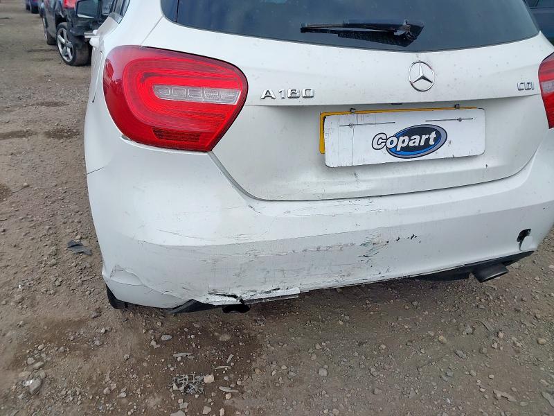 2013 MERCEDES-BENZ A180 BLUEEFFICIENCY SPORT 