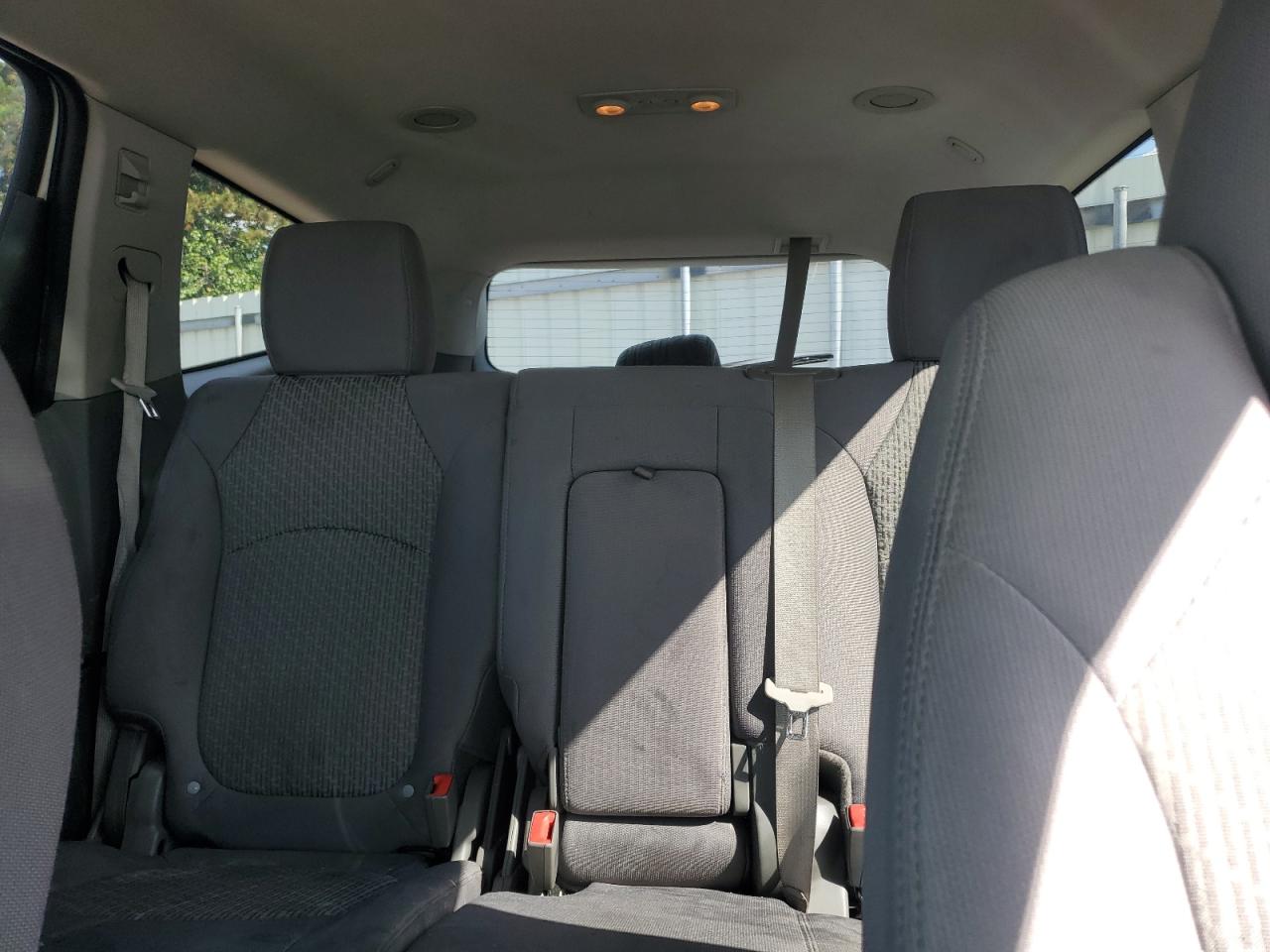 2012 Chevrolet Traverse Ls VIN: 1GNKRFED5CJ197458 Lot: 81744065