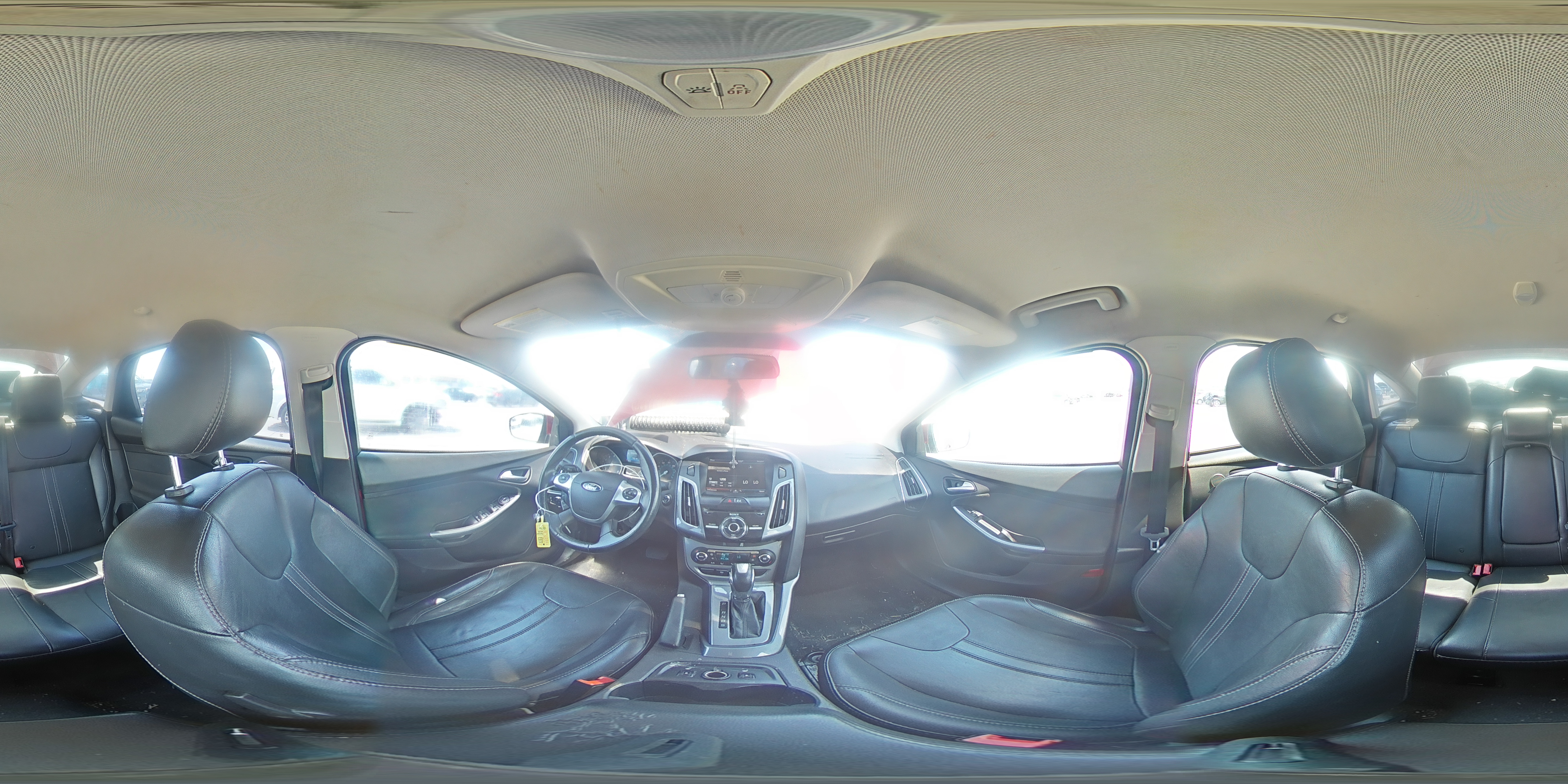 2014 Ford Focus Titanium VIN: 1FADP3J28EL229388 Lot: 81112485